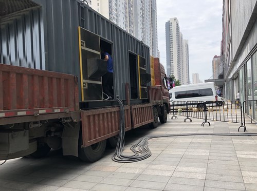 抱由镇冷却液不足的情况下如何检查柴油发电机组？